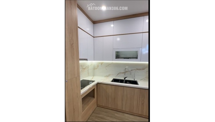 Chính chủ cần bán gấp trong tháng căn 2PN SA5 The Sakura, DT 66m2 giá 3,4 tỷ.